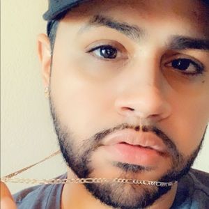 Meet your Posher, Luis